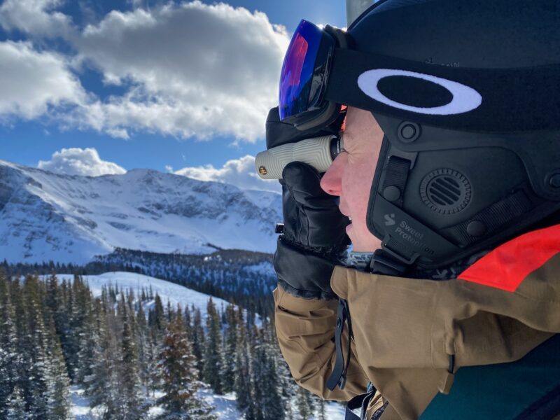 PlanetSKI Gear Reviews from Canada. Image © PlanetSKI